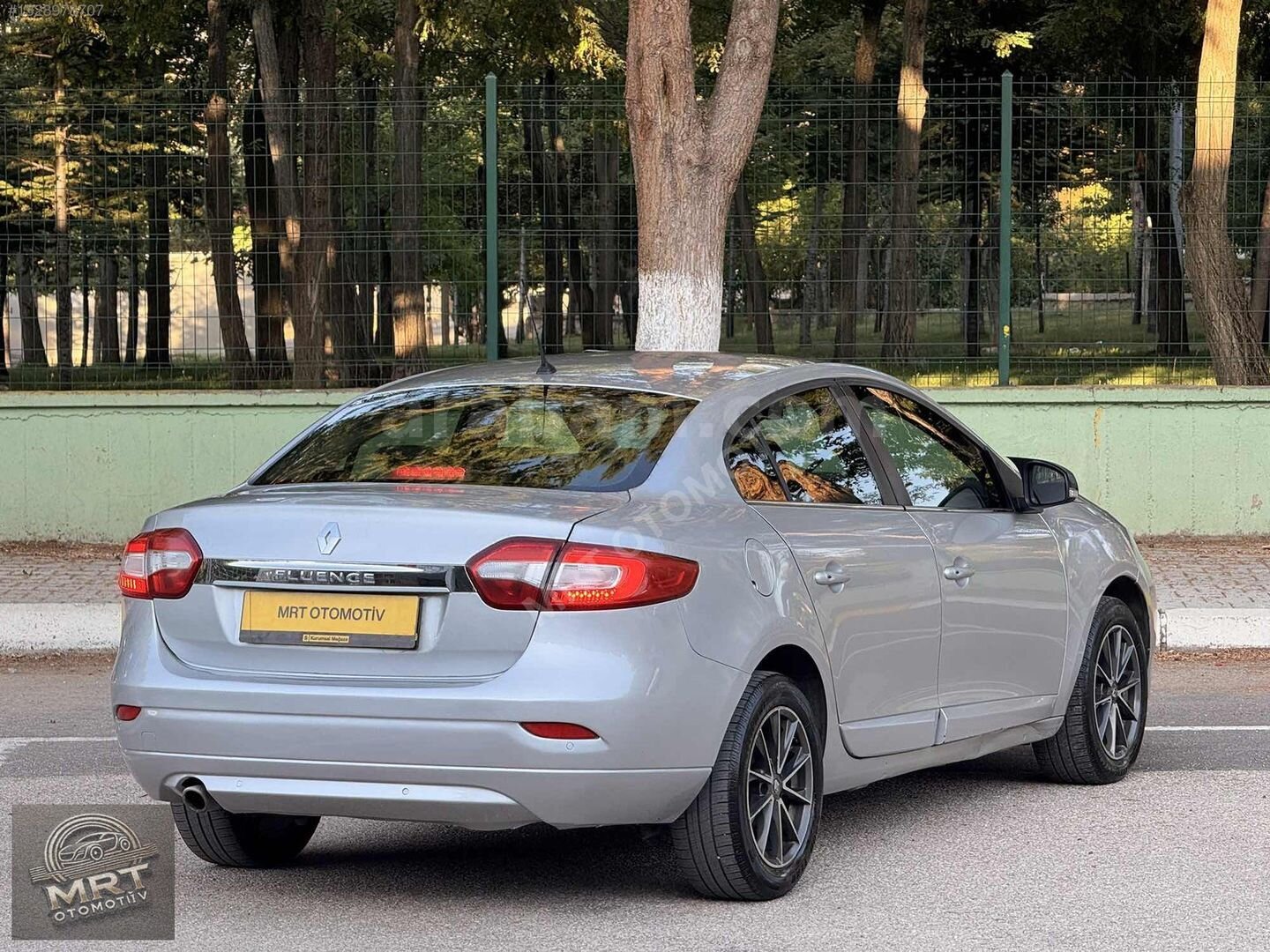 Galeriden Renault Fluence 1.5 dCi Touch Plus 2015 Model Isparta 300.000 km Gri 6