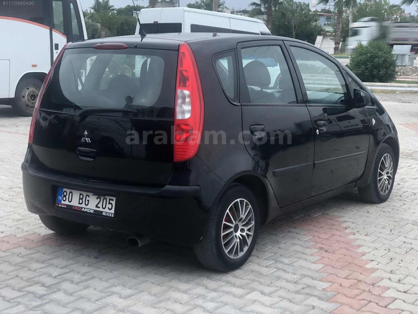 Galeriden Mitsubishi Colt 1.5 DI-D Inform 2006 Model Osmaniye 420.000 km Siyah 7