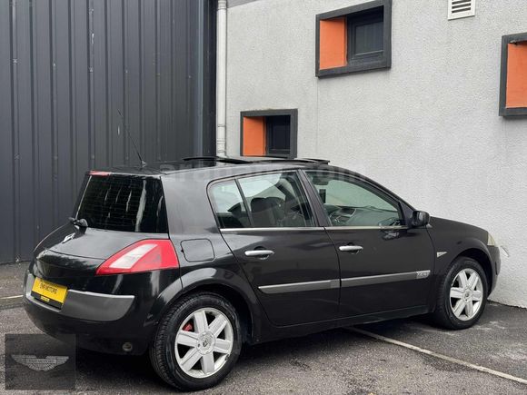 2004 CAM TAVAN MEGANE HATCHBACK 1.6 DEĞİŞENSİZ HATASIZ