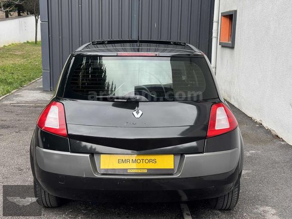 2004 CAM TAVAN MEGANE HATCHBACK 1.6 DEĞİŞENSİZ HATASIZ