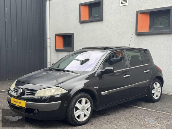 2004 CAM TAVAN MEGANE HATCHBACK 1.6 DEĞİŞENSİZ HATASIZ