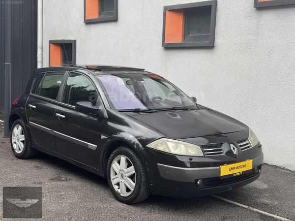 2004 CAM TAVAN MEGANE HATCHBACK 1.6 DEĞİŞENSİZ HATASIZ