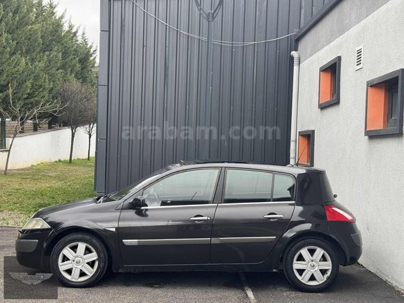 2004 CAM TAVAN MEGANE HATCHBACK 1.6 DEĞİŞENSİZ HATASIZ