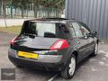 2004 CAM TAVAN MEGANE HATCHBACK 1.6 DEĞİŞENSİZ HATASIZ