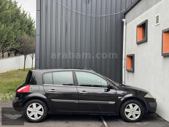 2004 CAM TAVAN MEGANE HATCHBACK 1.6 DEĞİŞENSİZ HATASIZ
