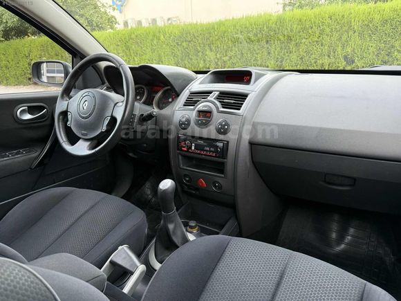 GALERİ YC 2005 MEGANE 1.6 16V DYNAMIQUE