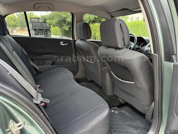 GALERİ YC 2005 MEGANE 1.6 16V DYNAMIQUE