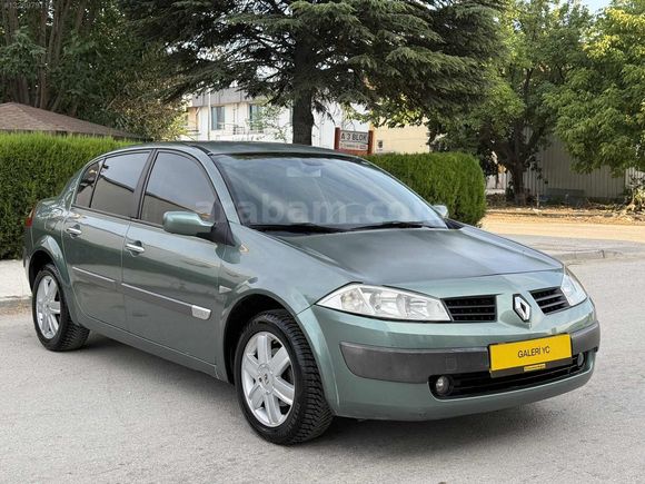 GALERİ YC 2005 MEGANE 1.6 16V DYNAMIQUE