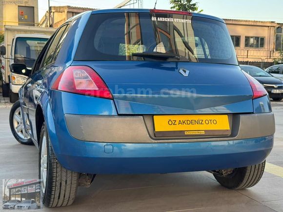 ÖZ AKDENİZ OTOMOTİVDEN 2004 MODEL RENAULT MEGANE 1.6 DYNAMİQUE