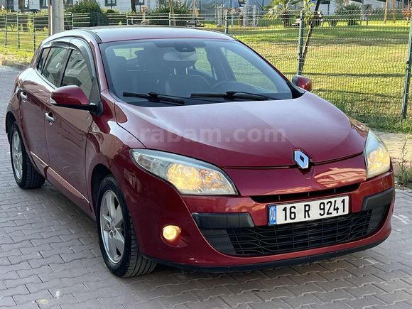 195 BİNDE FUL BAKIMLI FUL DONANIMLI MEGAN 3