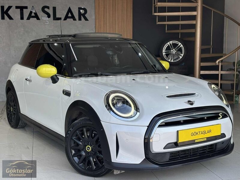 Galeriden Mini Cooper Electric SE Inspired 2023 Model İzmir 88.000 km Beyaz