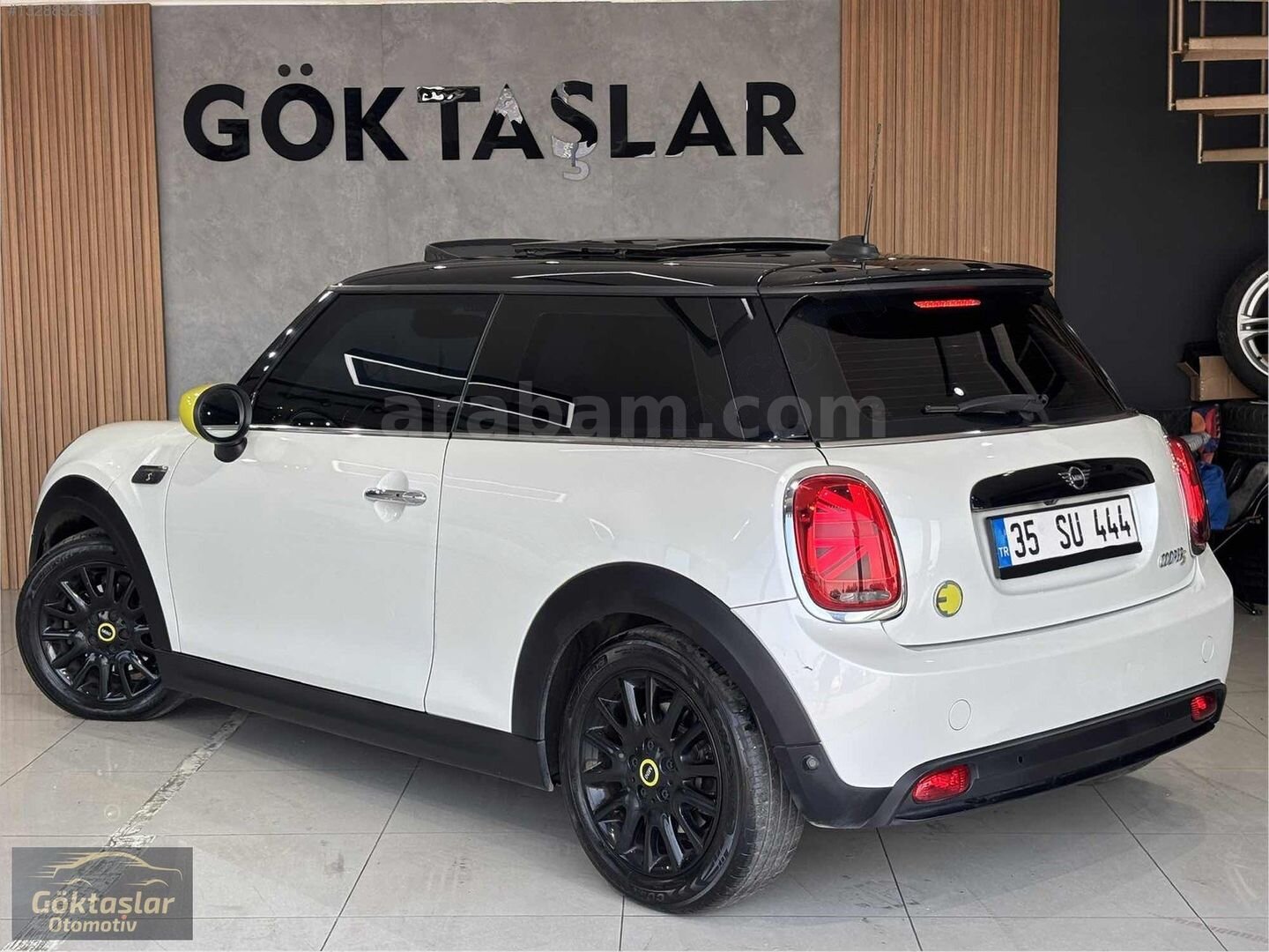 Galeriden Mini Cooper Electric SE Inspired 2023 Model İzmir 88.000 km Beyaz 5