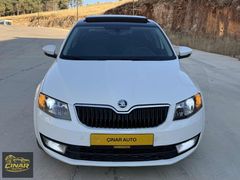 ÇINAR AUTO'DAN EMSALSİZ TEMİZLİKTE SKODA CAM TAVAN