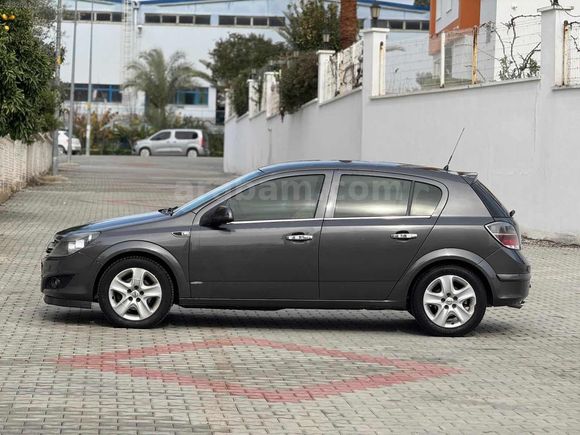 ASTRA+EFSANE+SOLUKSUZ+BAKIMLI+MANUEL+AİLE ARACI