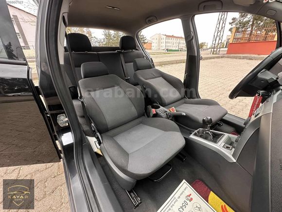 KAYAR AUTO`dan 2012 MODEL HATASIZ BOYASIZ OPEL ASTRA