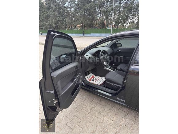 KAYAR AUTO`dan 2012 MODEL HATASIZ BOYASIZ OPEL ASTRA