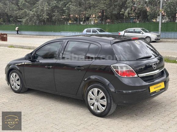 KAYAR AUTO`dan 2012 MODEL HATASIZ BOYASIZ OPEL ASTRA