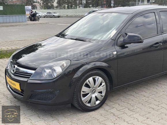 KAYAR AUTO`dan 2012 MODEL HATASIZ BOYASIZ OPEL ASTRA