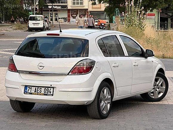 RE İS TEN 2013 MODEL HATASIZ 210 BİN KM LPG GARAJ ARABASI