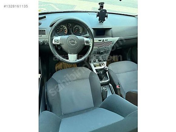 RE İS TEN 2013 MODEL HATASIZ 210 BİN KM LPG GARAJ ARABASI