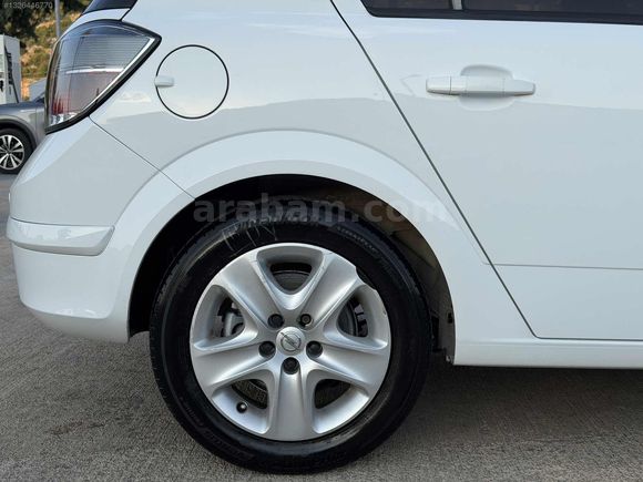 ERGİT'TEN 2013 OPEL ASTRA 1.6 LPG'li 186 binde ESSENTİA