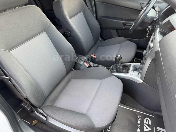 ERGİT'TEN 2013 OPEL ASTRA 1.6 LPG'li 186 binde ESSENTİA
