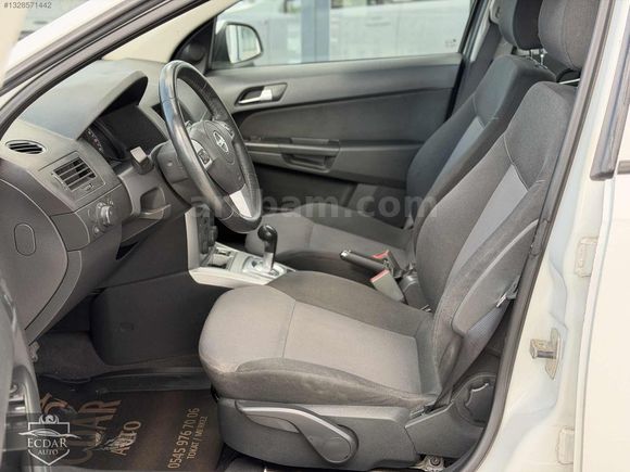 2013 MODEL / ASTRA / 149 BİN KM / OTOMATİK / DEĞİŞENSİZ
