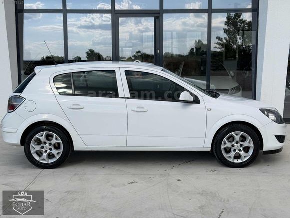 2013 MODEL / ASTRA / 149 BİN KM / OTOMATİK / DEĞİŞENSİZ