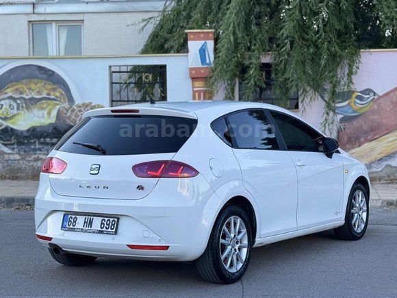 NAİL OTOMOTİV DEN 2012 HATASIZ 1.6 TDI COPA PLUS 215.00 KM