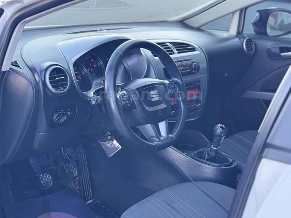NAİL OTOMOTİV DEN 2012 HATASIZ 1.6 TDI COPA PLUS 215.00 KM