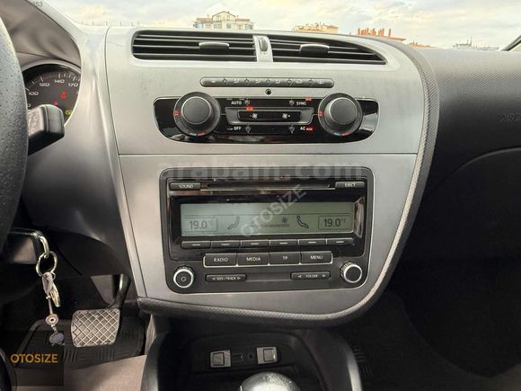 OTOSİZE'DEN 2012 SEAT LEON 1.6TDİ DSG COPA PLUS HATASIZ BOYASIZ