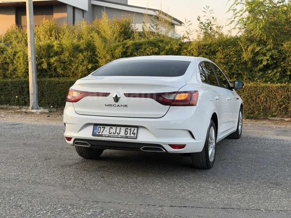 İlk elden kazasız servis bakımlı az kullanılmış acil