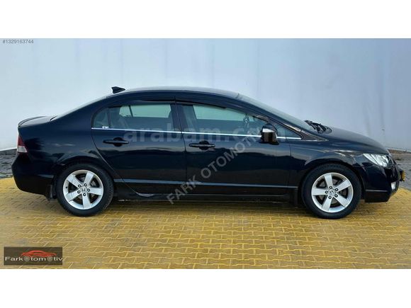 BAKIMLI TEMİZ HONDA CIVIC