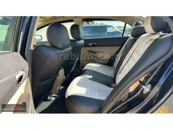 BAKIMLI TEMİZ HONDA CIVIC