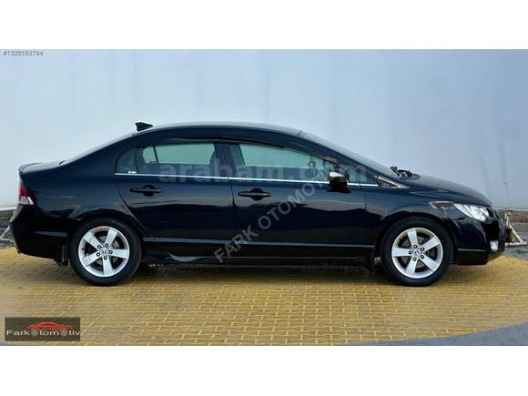 BAKIMLI TEMİZ HONDA CIVIC