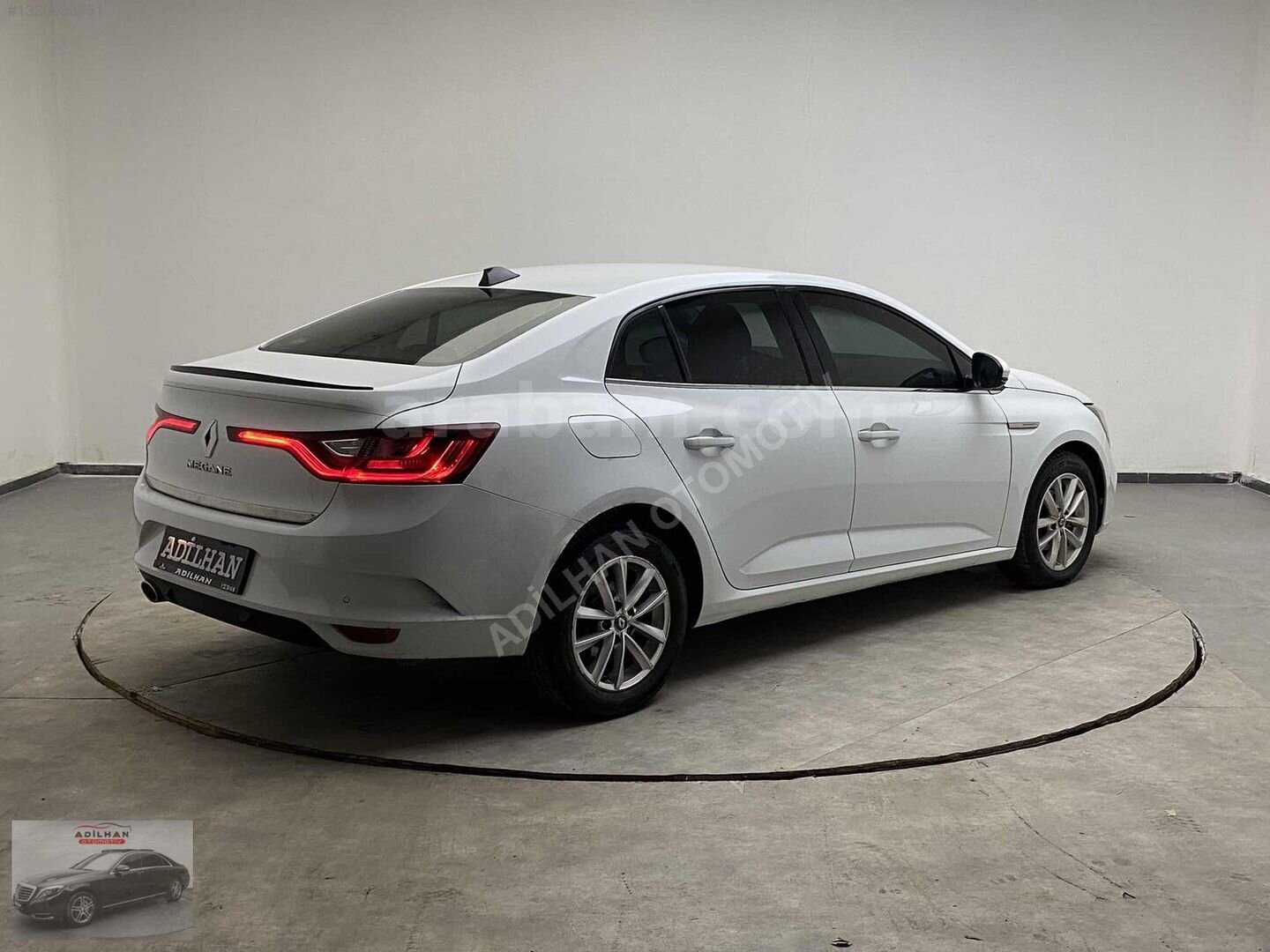 Galeriden Renault Megane 1.5 Blue DCI Touch 2019 Model Ankara 170.000 km Beyaz 6
