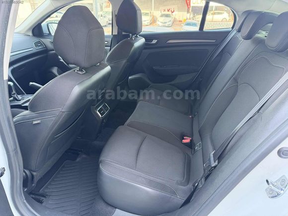 2021 Model RENAULT MEGAN 1.5 Dizel otomatik 162 Bin km de