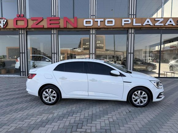 2021 Model RENAULT MEGAN 1.5 Dizel otomatik 162 Bin km de