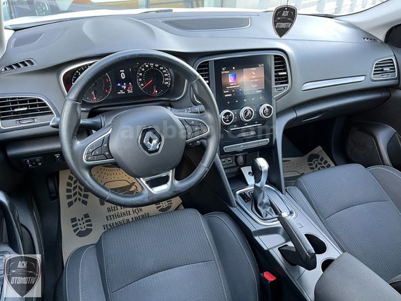 2021 RENAULT MEGANE 1.5 BLUEDCİ TOUCH EDC MAKYAJLI GERİ GÖRÜŞ