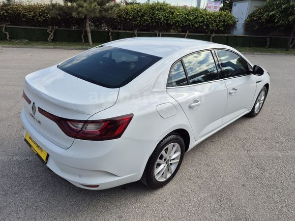 BİRER OTOMOTİV'DEN HATASIZZZ BOYASIZZ 93 BİNDE ORJİNAL MEGANE