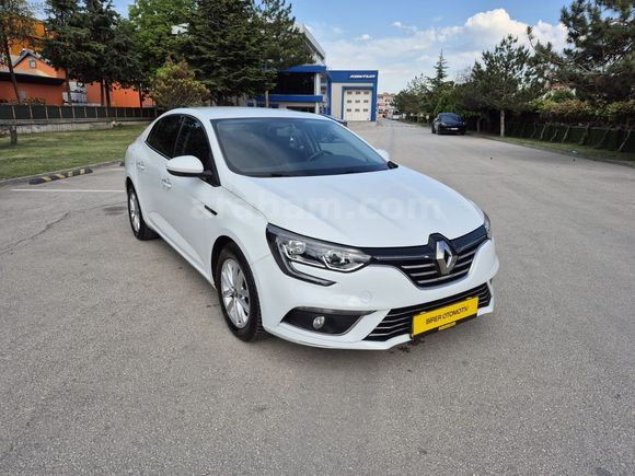 BİRER OTOMOTİV'DEN HATASIZZZ BOYASIZZ 93 BİNDE ORJİNAL MEGANE