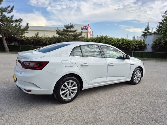BİRER OTOMOTİV'DEN HATASIZZZ BOYASIZZ 93 BİNDE ORJİNAL MEGANE