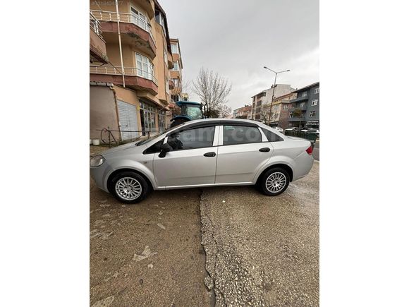 AVCI OTO'dan SATILIK 1.3 MULTİJET LİNEA