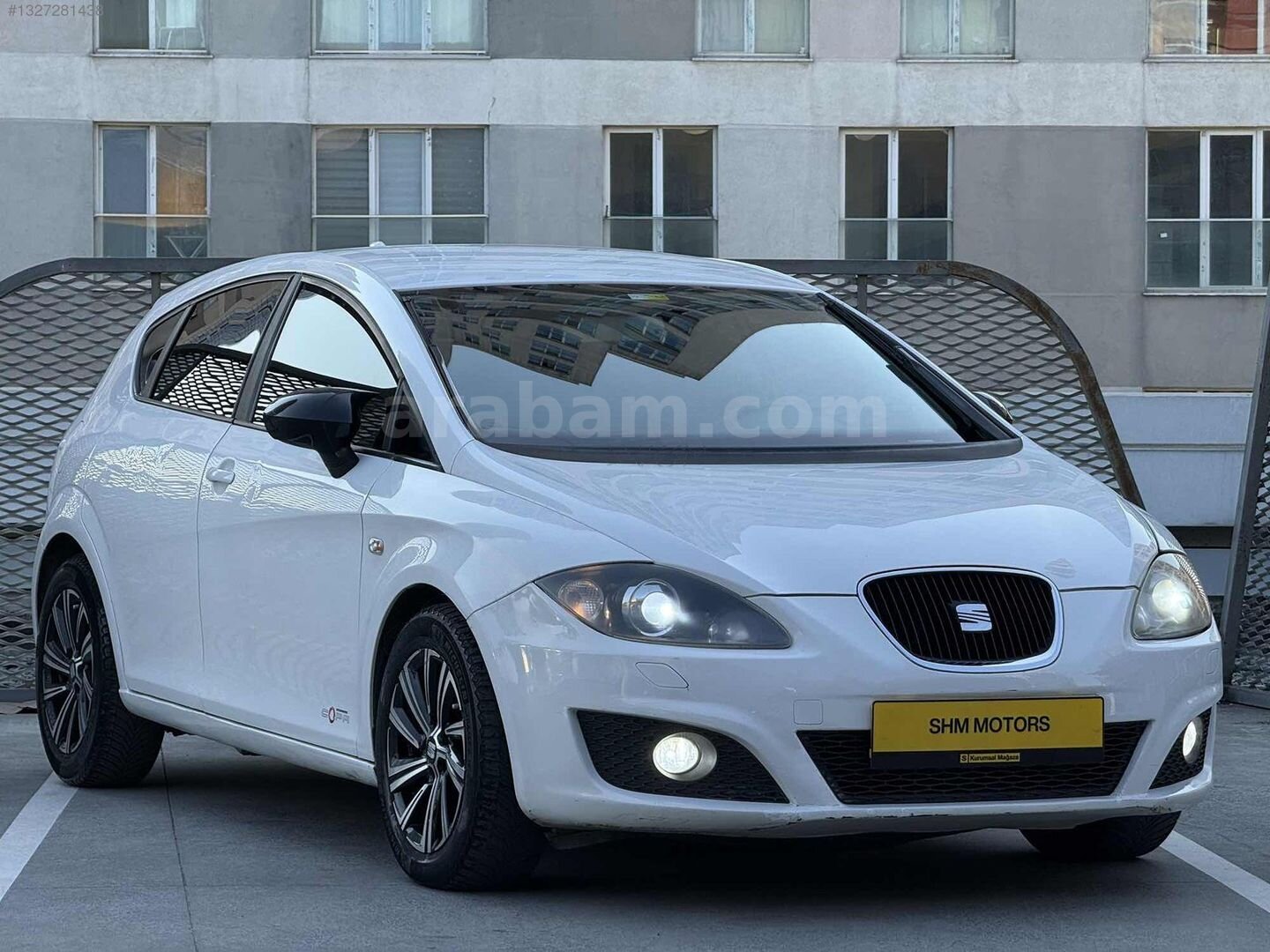 Galeriden Seat Leon 1.6 TDI CR Style 2012 Model İstanbul 205.000 km Beyaz 3