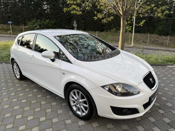 SEAT LEON 1.6 TDI CR STYLE DSG
