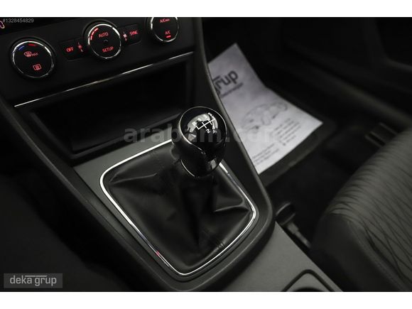 2014 Seat Leon 1.6 TDI Style -Boyasız - 186.000 KM