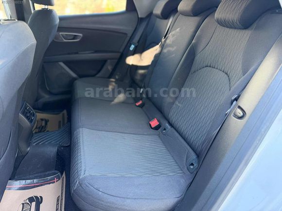 ECRİN'DEN SEAT LEON 1.6 STYLE OTAMATİK DÜŞÜK KM DE