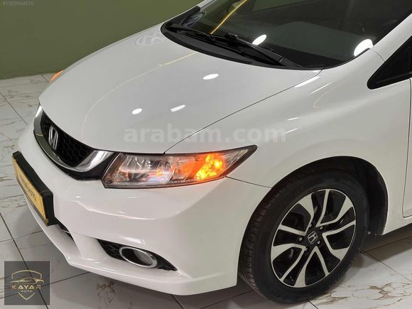 KAYAR AUTO`dan 2016 MODEL HATASIZ BİR PARÇA BOYALI HONDA CİVİC