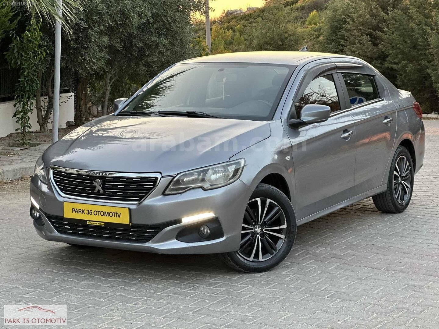 Galeriden Peugeot 301 1.6 HDi Allure 2018 Model İzmir 185.000 km Gri 1