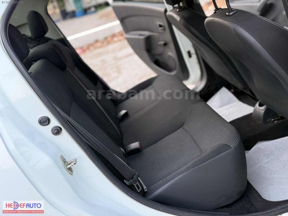 HEDEF AUTO'DAN 2015 ÇIKIŞLI SYMBOL 1.5 DCİ JOY